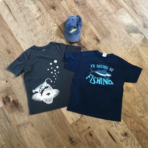 Fishing 🎣 T-shirt’s and Hat Sz Medium